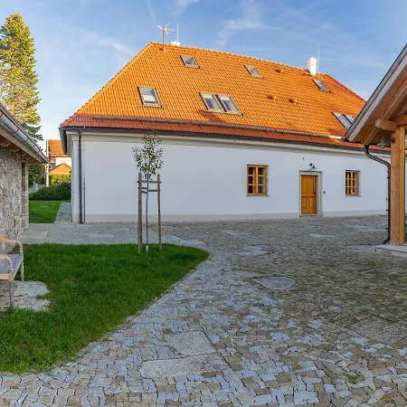 Statek U Medveda * Nová Pec