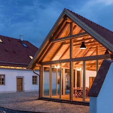 Statek U Medveda アパート